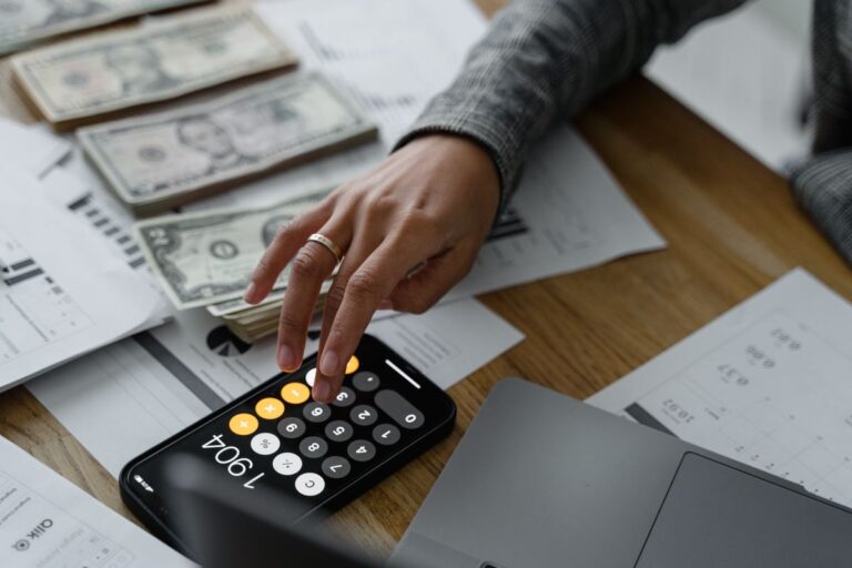 How to Build a Budget That Actually Works: A Beginner’s Guide
