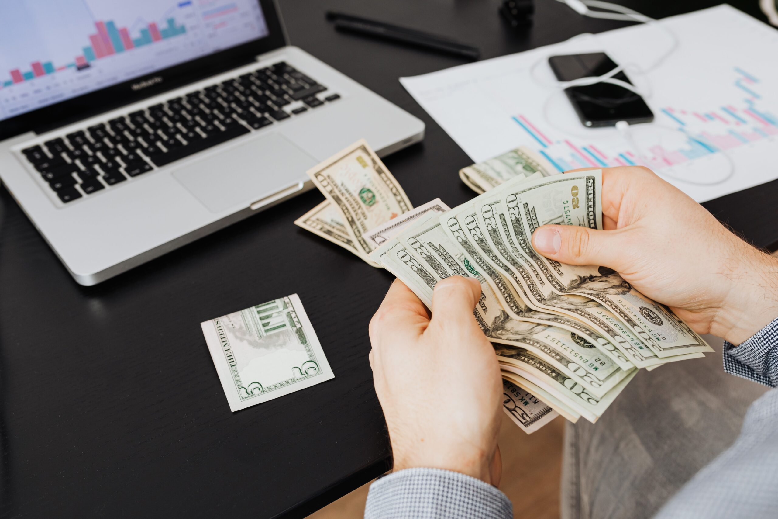 Best Affiliate Programs That Pay Recurring Monthly Commissions in 2026