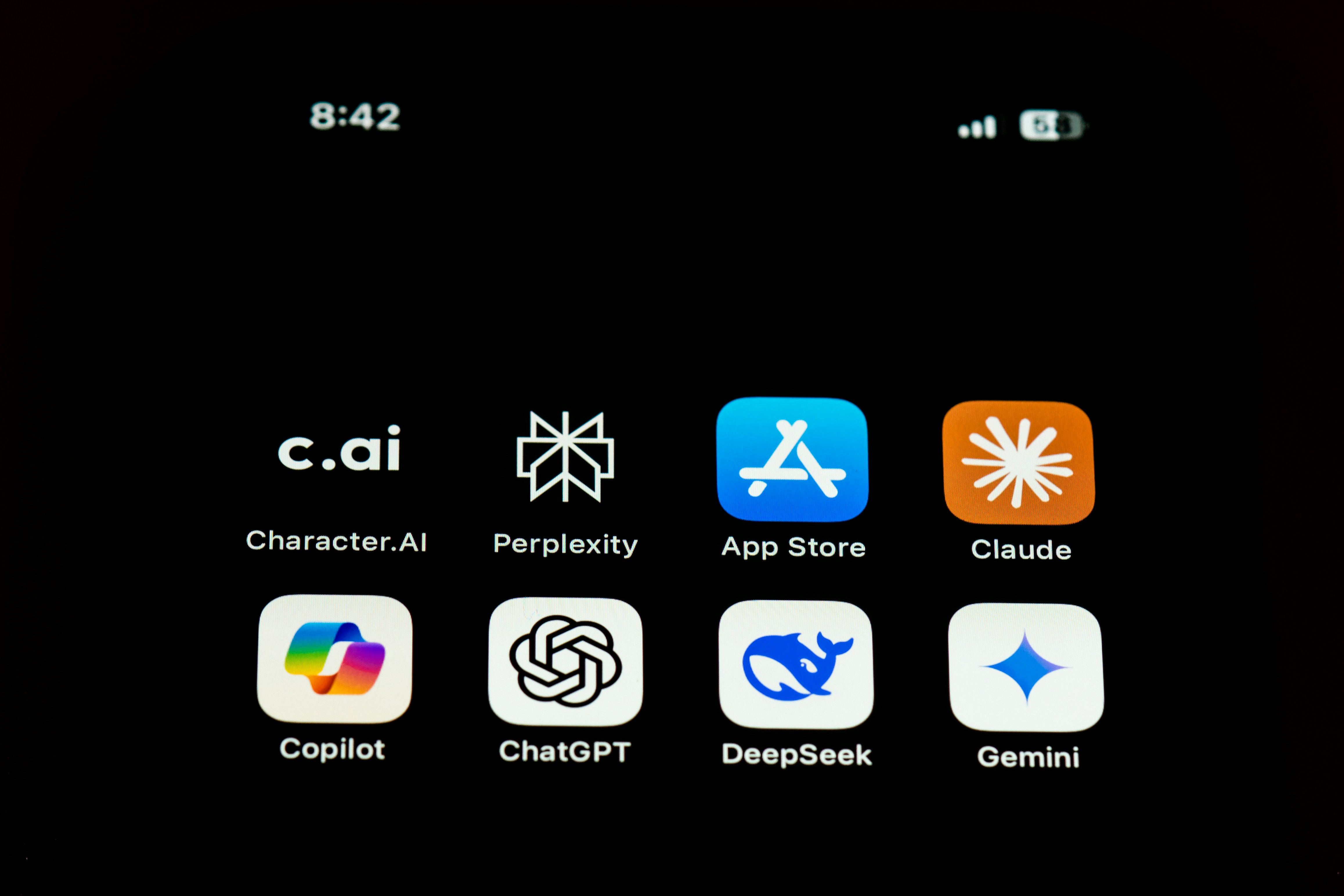 ChatGPT vs Gemini vs Claude